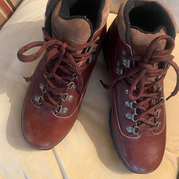 Timberland leather hiking boots size 8.5 like new! - Picture 3 of 7